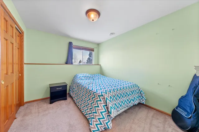 $474,900 | 814 Chisholm Lane, Port Washington, WI 53074