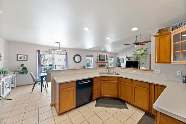 $474,900 | 814 Chisholm Lane, Port Washington, WI 53074