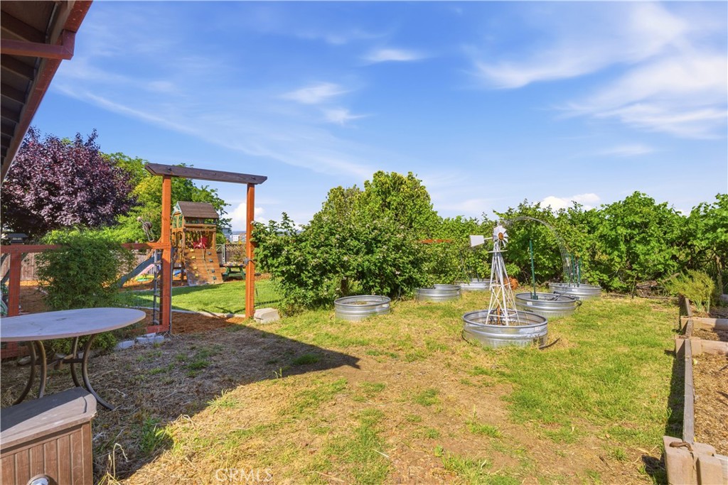 9 Niagara Way Chico, CA 95928 - Photo 33 of 39