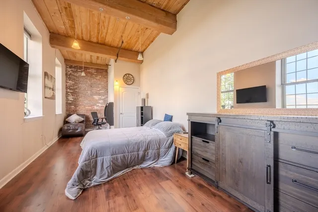 $2,975 | 52 Lawrence Drive, Unit M408, Lowell, MA 01854