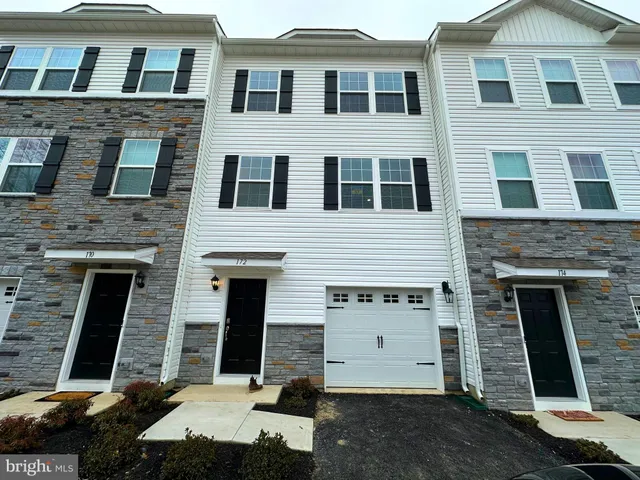 $2,950 | 172 Bell Court, Sellersville, PA 18960