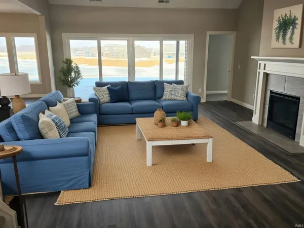 $524,900 | 5348 Carroll Creek Run, Fort Wayne, IN 46818