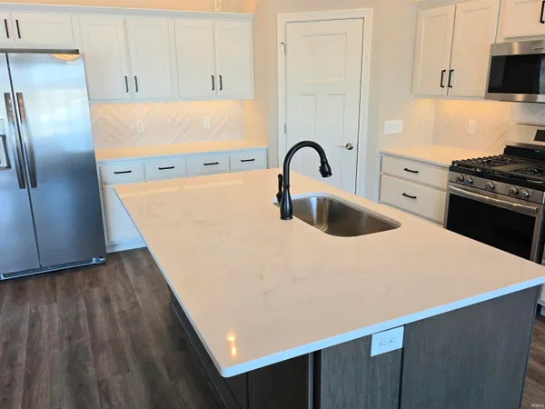 $524,900 | 5348 Carroll Creek Run, Fort Wayne, IN 46818