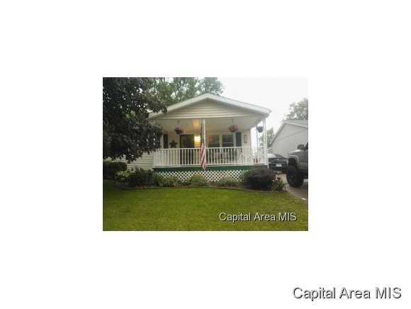 2428 East Griffiths Avenue Springfield, IL 62702 - Photo 1 of 18