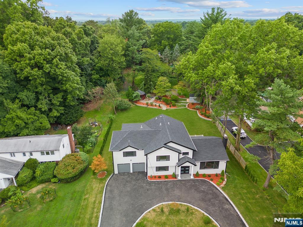 291 Tappan Road Norwood, NJ 07648 - Photo 4 of 26 an aerial view of a house with garden