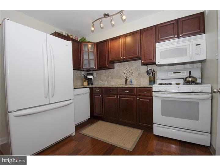 417 Manor Road Hatboro, PA 19040 - Photo 18 of 23 Kitchen