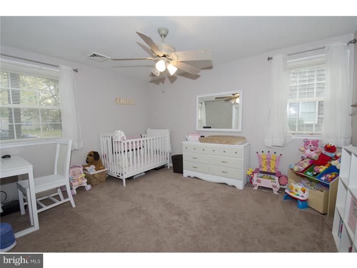 417 Manor Road Hatboro, PA 19040 - Photo 5 of 23 Bedroom 3