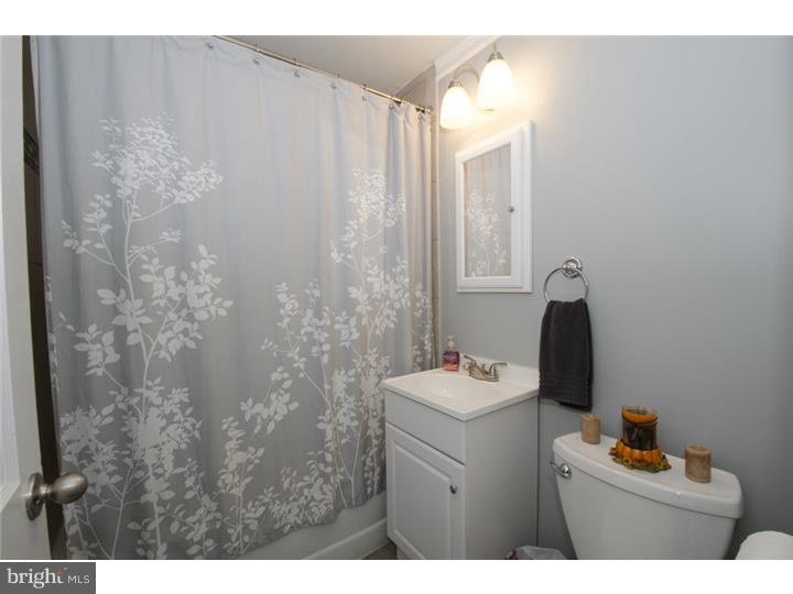 417 Manor Road Hatboro, PA 19040 - Photo 7 of 23 Bathroom