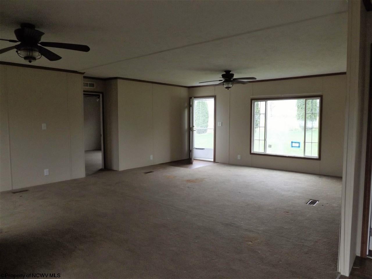 101 Tower Hill Road Fairmont, WV 26554 - Photo 4 of 17 Gallery Image 4