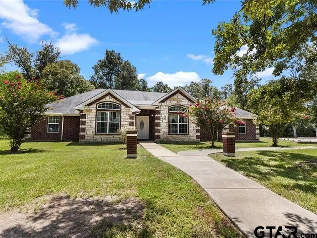 $399,000 | 13860 Farm To Market Road 645, Palestine, TX 75803