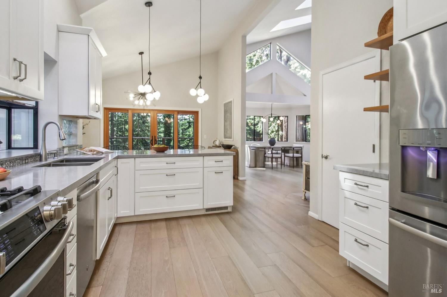 12480 Fiori Lane Sebastopol, CA 95472 - Photo 15 of 53