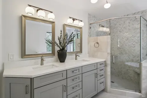 $1,695,000 | 12480 Fiori Lane, Sebastopol, CA 95472