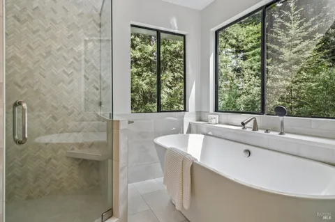 $1,695,000 | 12480 Fiori Lane, Sebastopol, CA 95472