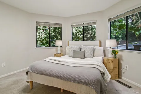 $1,695,000 | 12480 Fiori Lane, Sebastopol, CA 95472