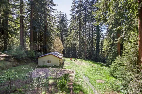 $1,695,000 | 12480 Fiori Lane, Sebastopol, CA 95472