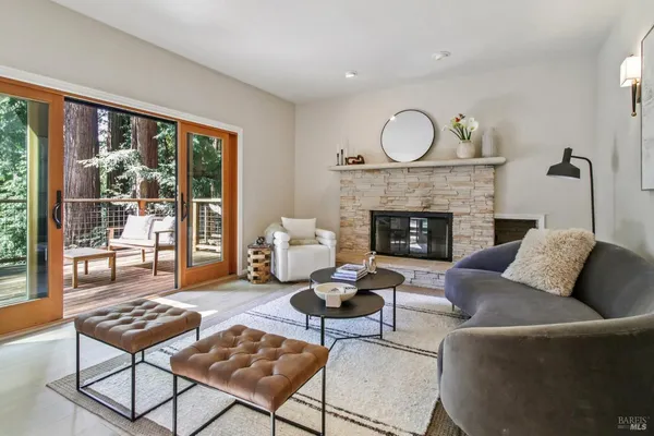 $1,695,000 | 12480 Fiori Lane, Sebastopol, CA 95472