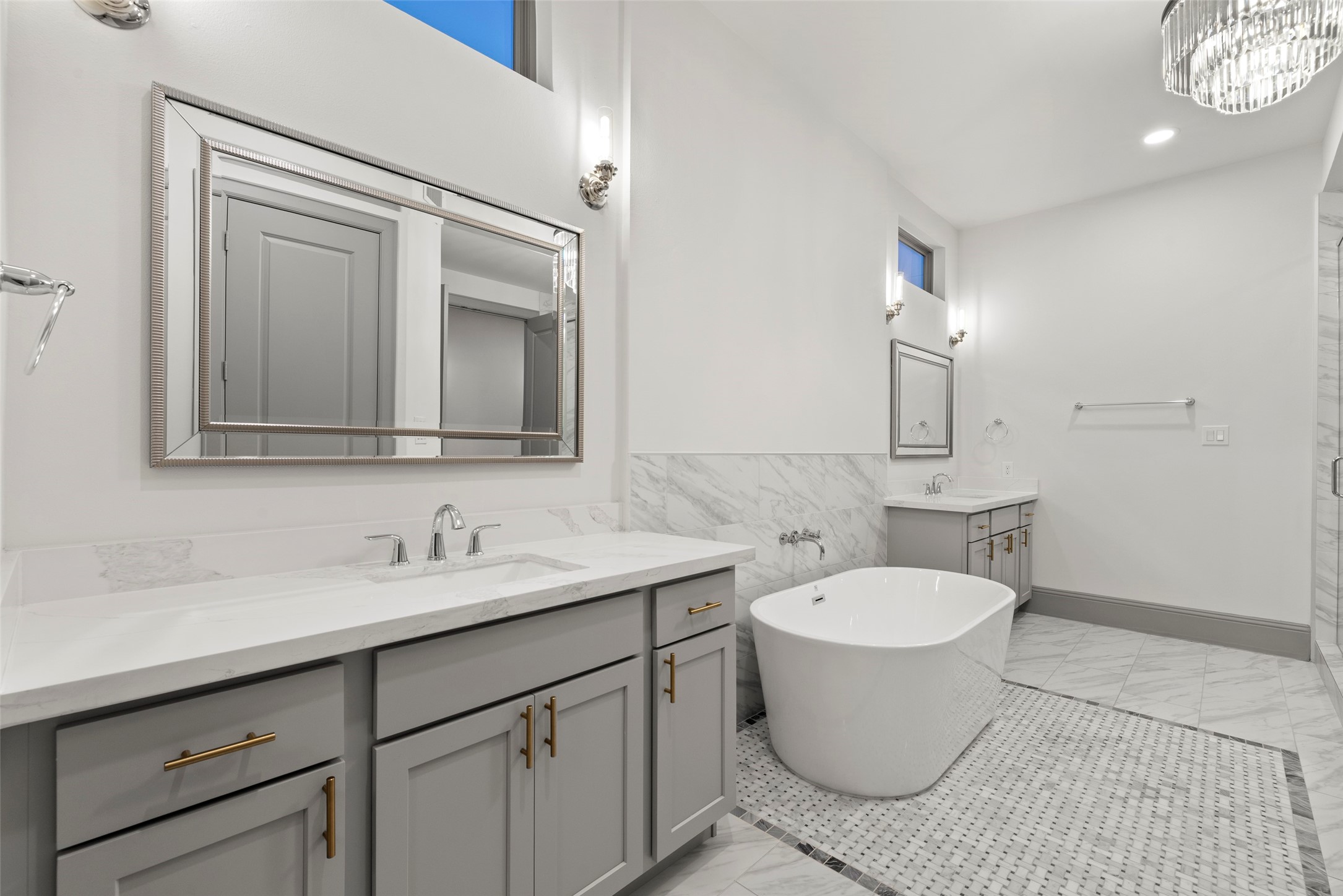 1719 Holman Street Houston, TX 77004 - Photo 19 of 40 a bathroom with a toilet sink and mirror