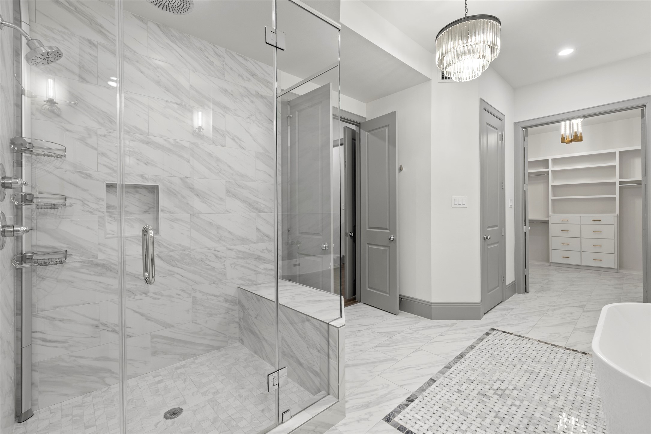 1719 Holman Street Houston, TX 77004 - Photo 21 of 40 a bathroom with a shower