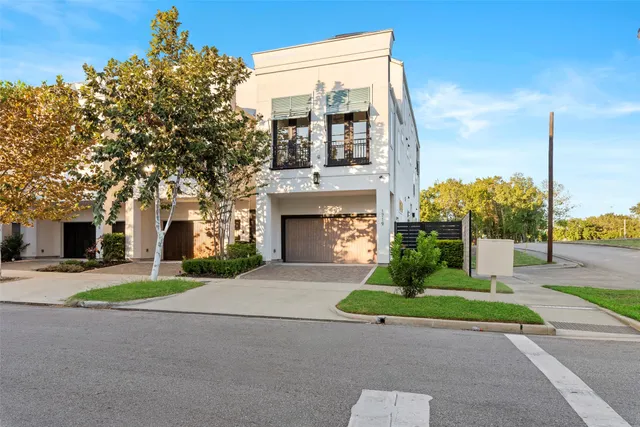 $5,295 | 1719 Holman Street, Houston, TX 77004