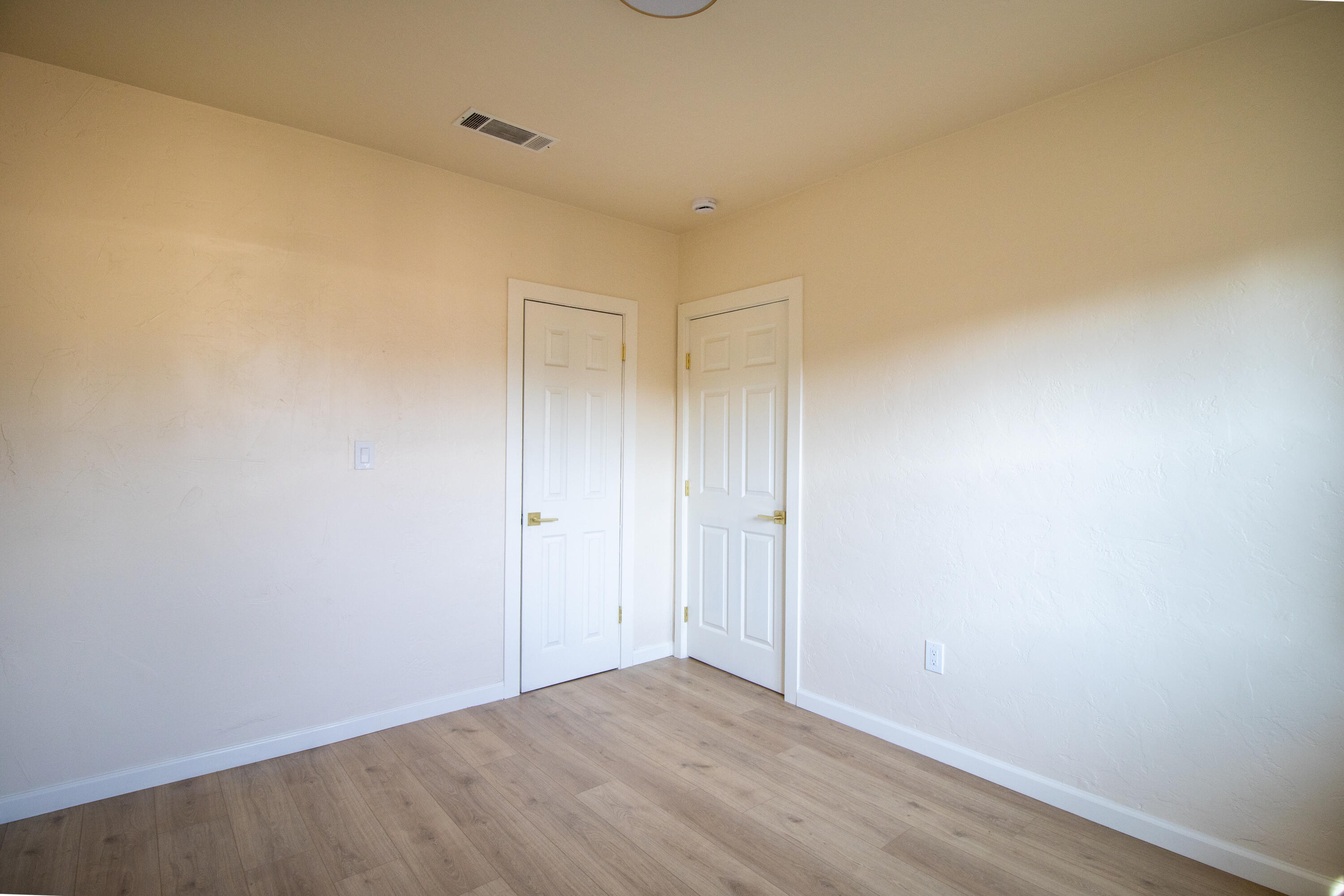 751 South R Street Tulare, CA 93274 - Photo 25 of 36 R St-20