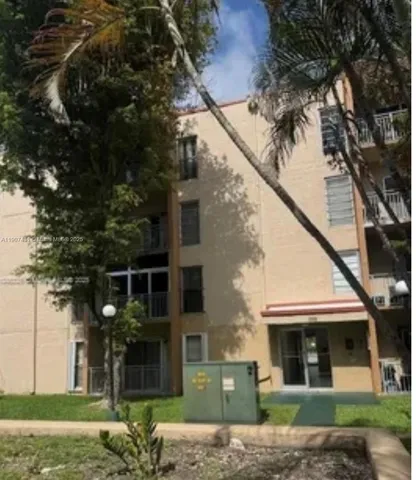 front view of house with a yard