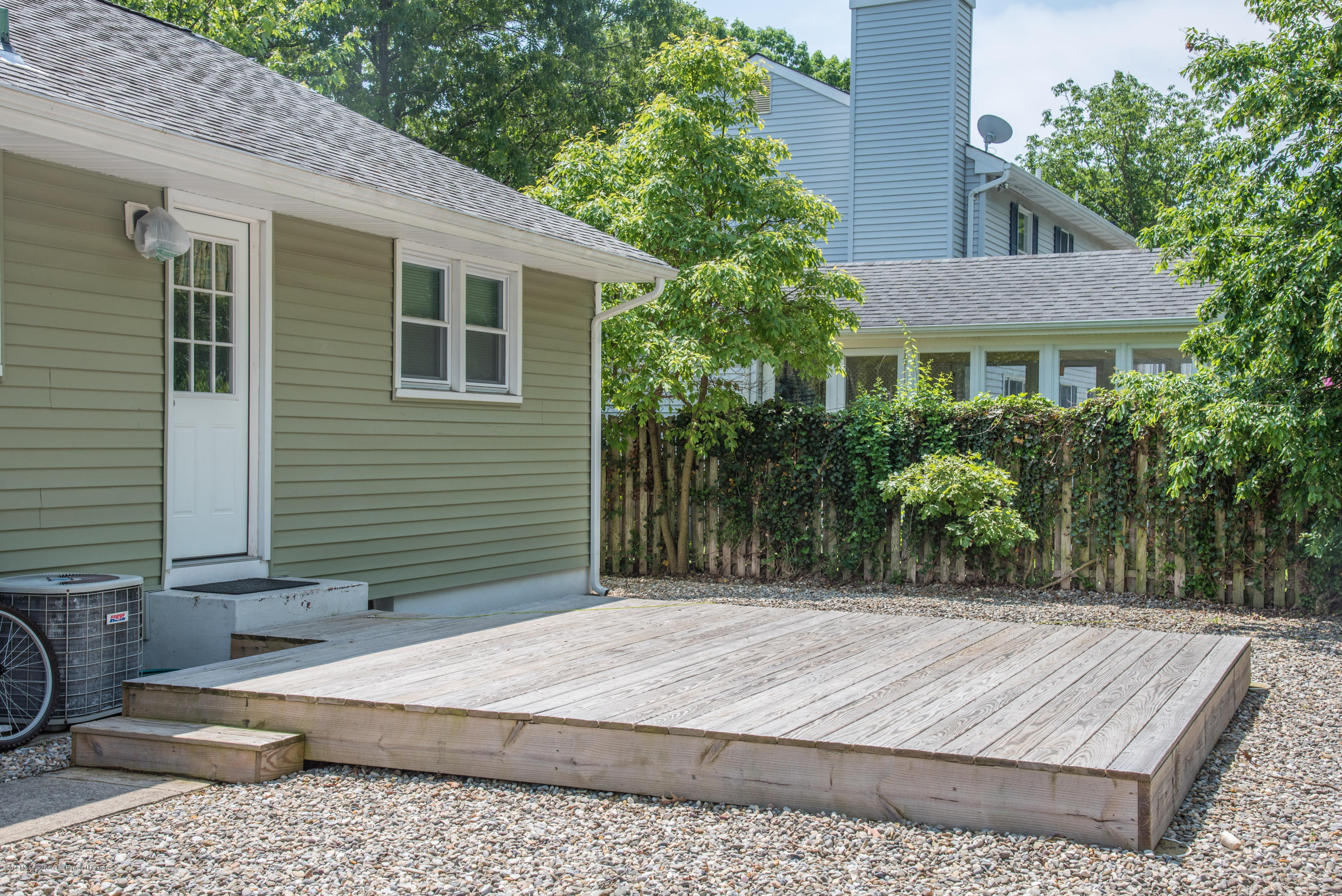 813 Beaver Dam Road Point Pleasant, NJ 08742 - Photo 23 of 27