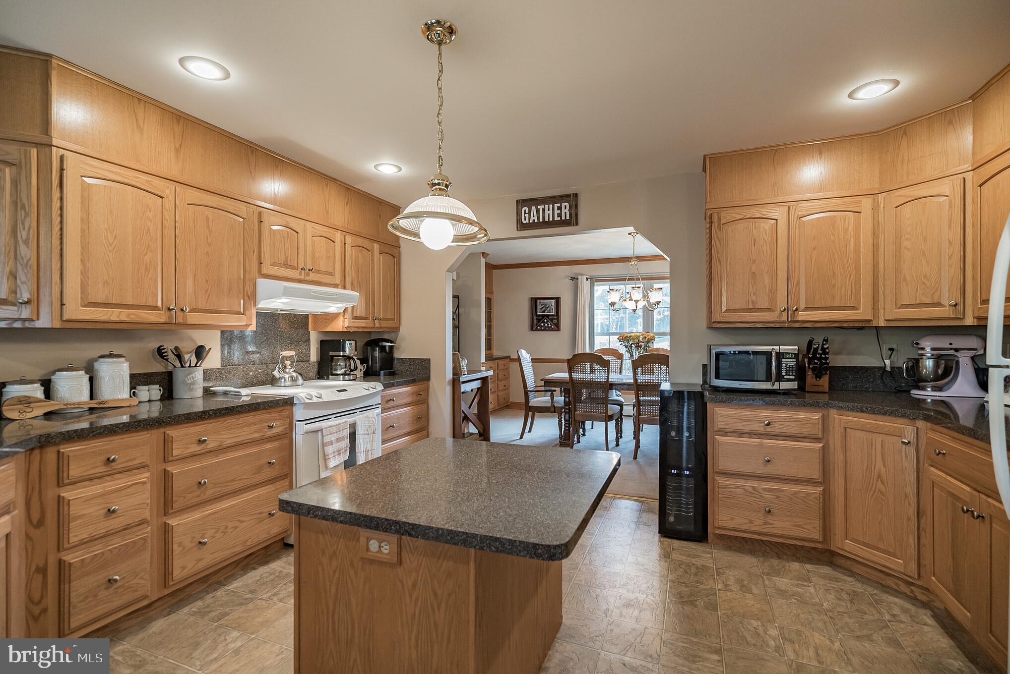 1714 Keith Drive Hellertown, PA 18055 - Photo 13 of 31 Kitchen island