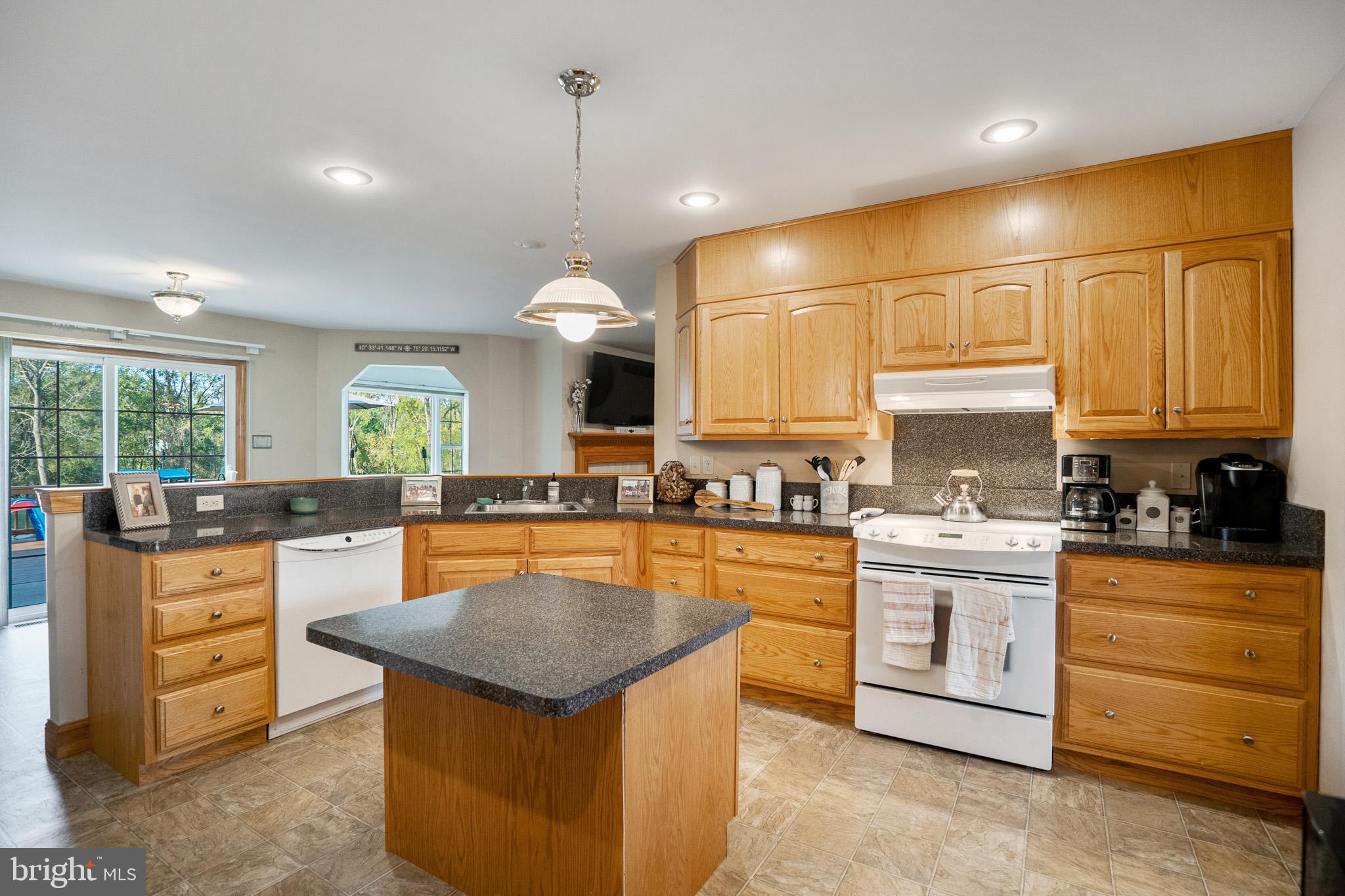 1714 Keith Drive Hellertown, PA 18055 - Photo 14 of 31 Kitchen overlooks breakfast area
