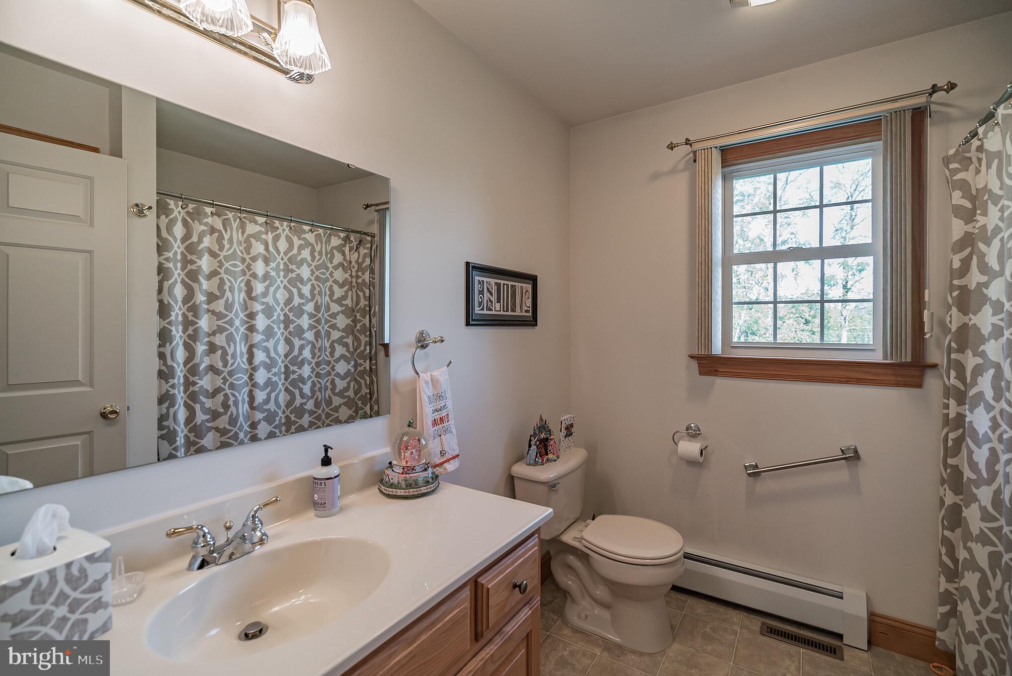 1714 Keith Drive Hellertown, PA 18055 - Photo 24 of 31 Hall Bath