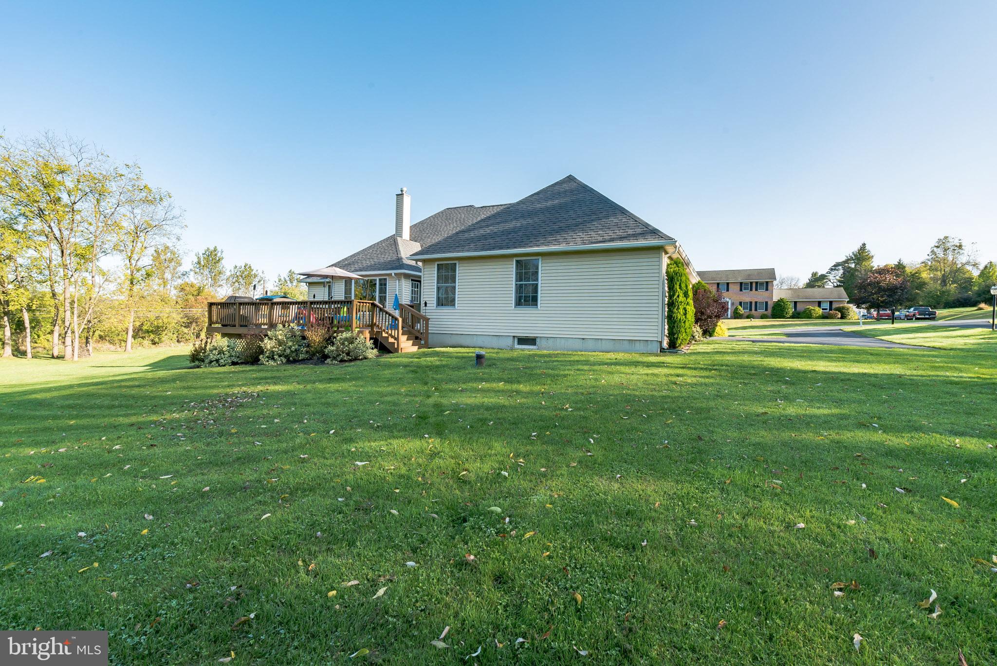 1714 Keith Drive Hellertown, PA 18055 - Photo 29 of 31 Large backyard