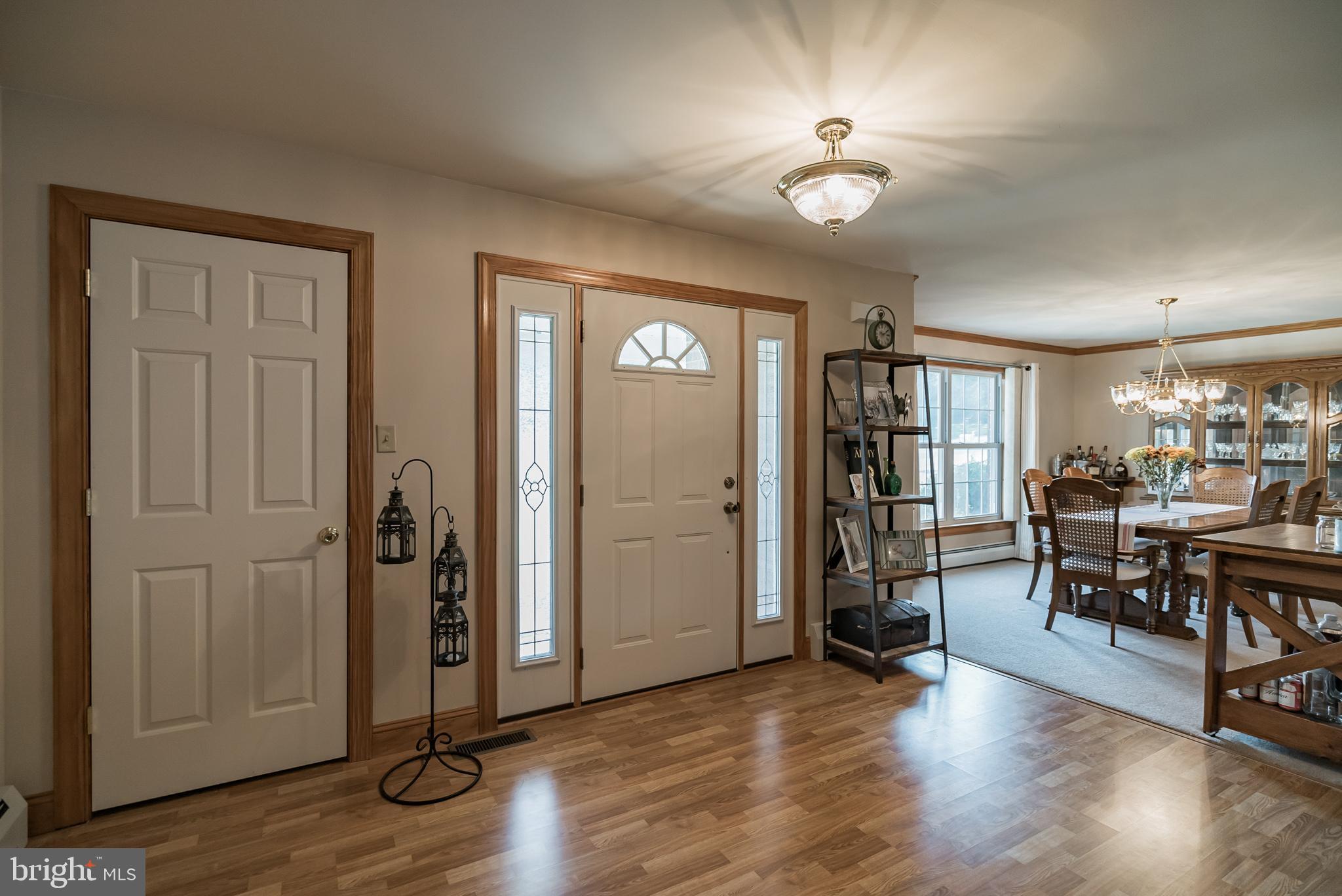 1714 Keith Drive Hellertown, PA 18055 - Photo 5 of 31 Entryway