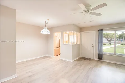 $115,000 | 804 Southeast 7th Street, Unit 107, Deerfield Beach, FL 33441