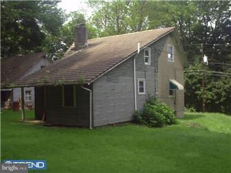 130 Heckman Road Temple, PA 19560 - Photo 3 of 6 Gallery Image 3