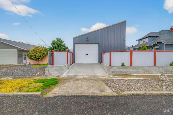 $465,000 | 716 Chestnut Street, Clarkston, WA 99403
