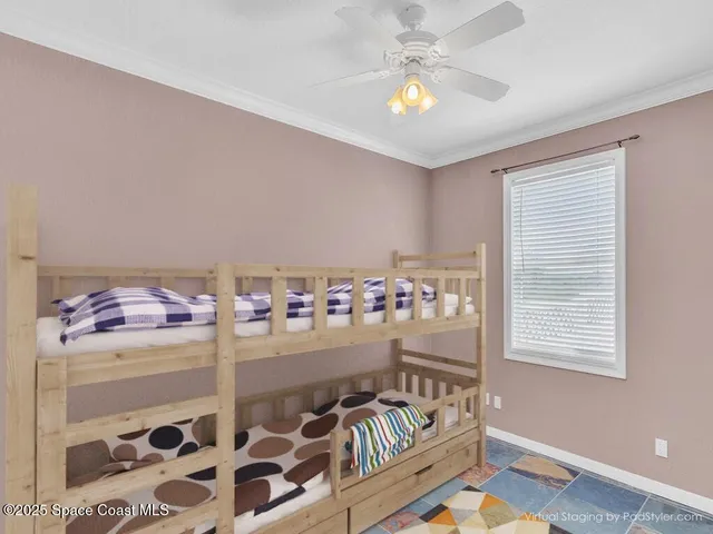 a view of a bedroom with workspace