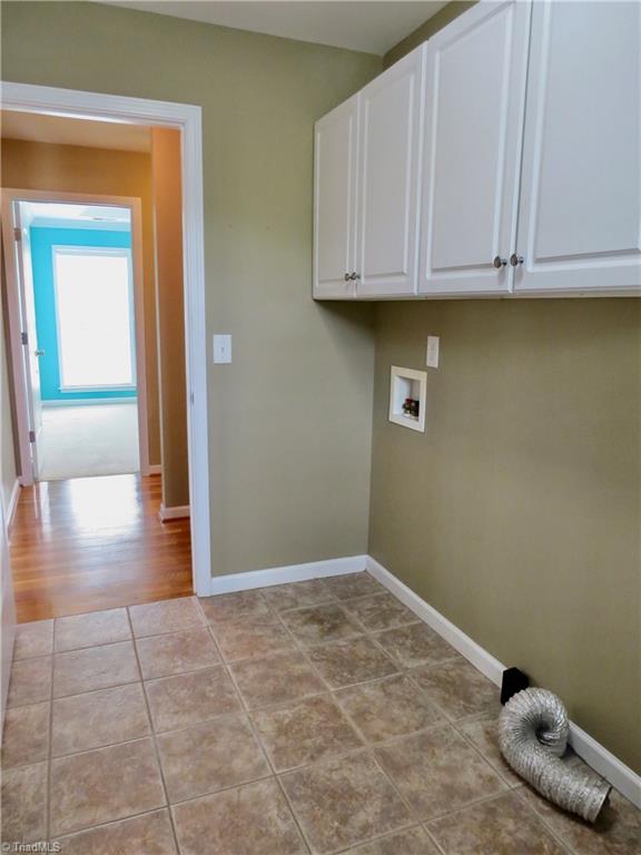 132 Feather Ridge Circle Reidsville, NC 27320 - Photo 30 of 42 Laundry room additional view