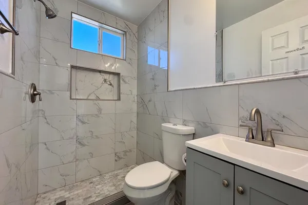 $379,000 | 416 East Tuolumne Street, Fresno, CA 93706
