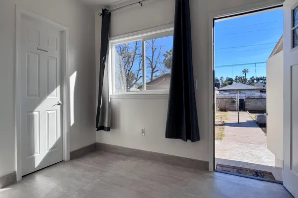 $379,000 | 416 East Tuolumne Street, Fresno, CA 93706