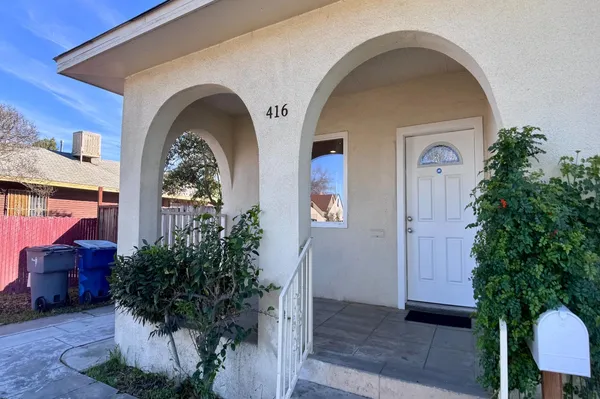 $379,000 | 416 East Tuolumne Street, Fresno, CA 93706