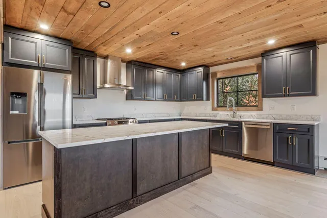 $1,390,000 | 209 Mountain Valley Road Extension, Bethel, ME 04217