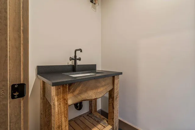 $1,390,000 | 209 Mountain Valley Road Extension, Bethel, ME 04217