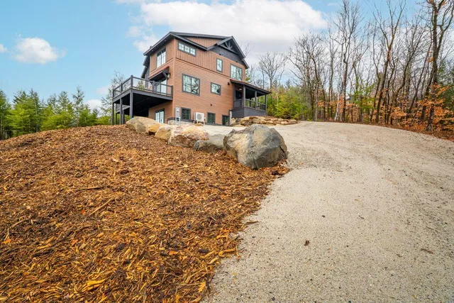 $1,390,000 | 209 Mountain Valley Road Extension, Bethel, ME 04217