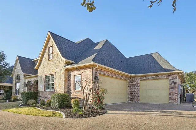 $995,000 | 3316 Fairway Drive, Argyle, TX 76226