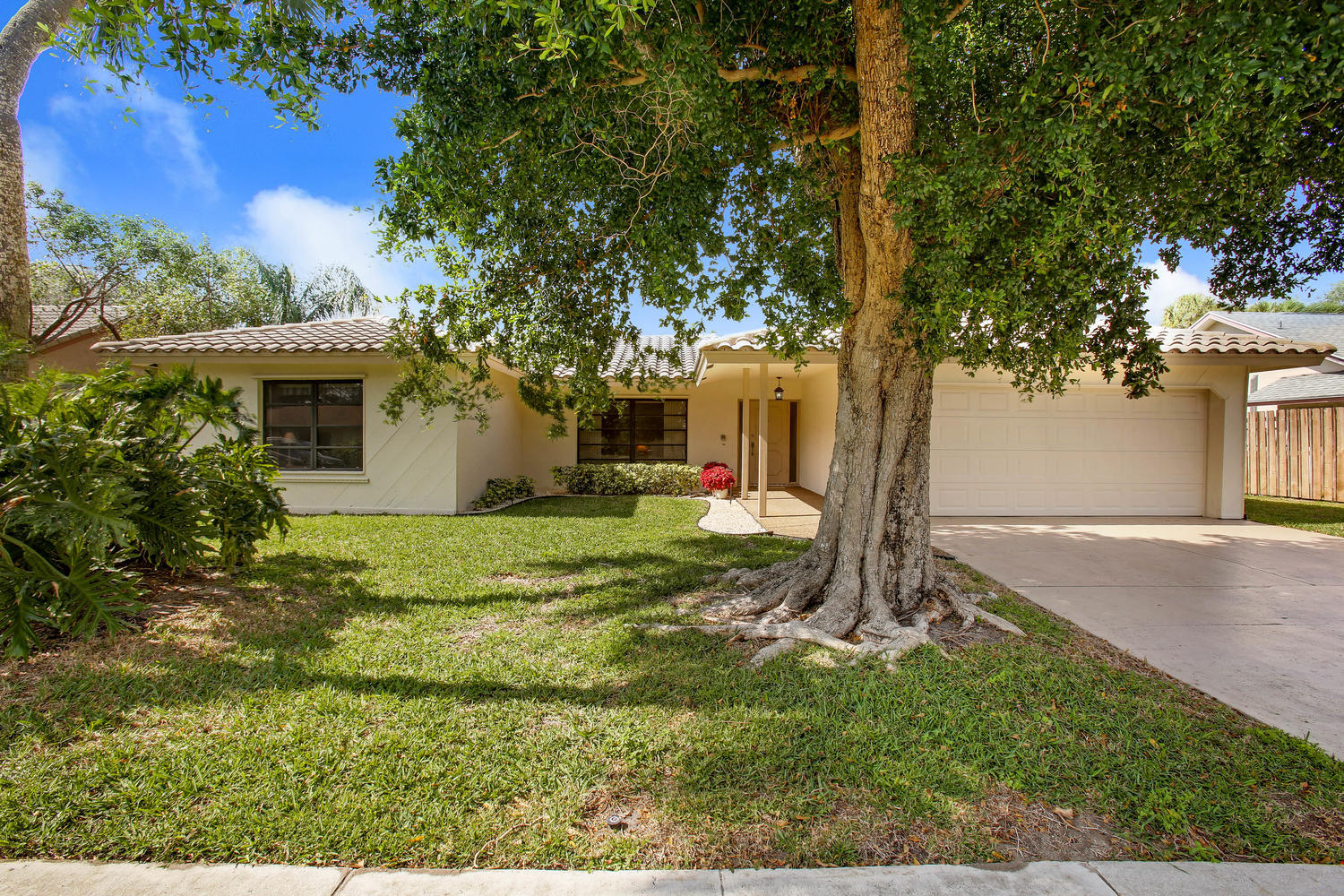 55 Southwest 12th Way Boca Raton, FL 33486 - Photo 1 of 20 Exterior