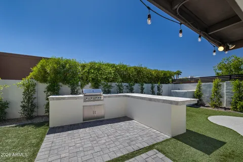 $1,650,000 | 10012 North 76th Place, Scottsdale, AZ 85258