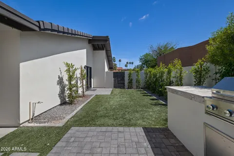 $1,650,000 | 10012 North 76th Place, Scottsdale, AZ 85258