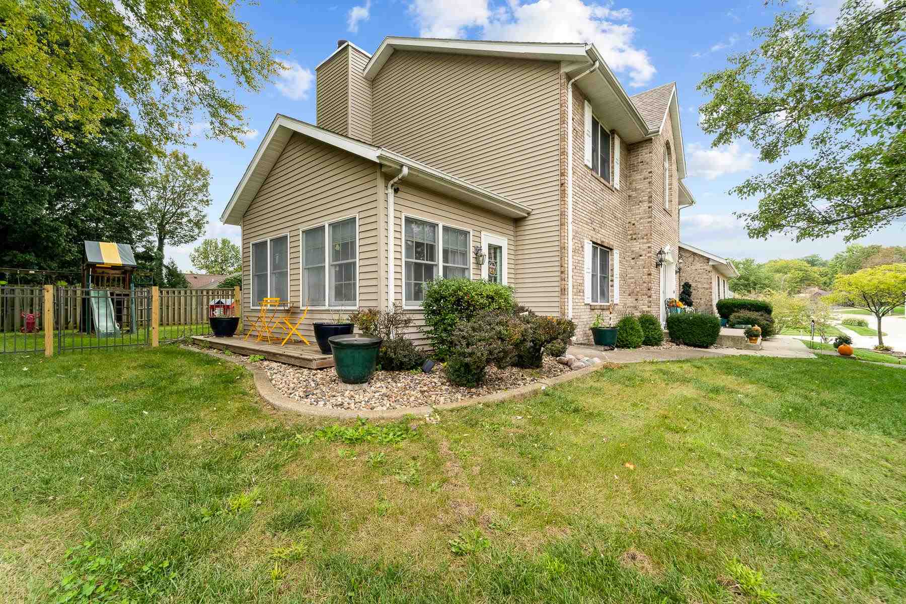 413 Clipper Road Springfield, IL 62711 - Photo 3 of 50
