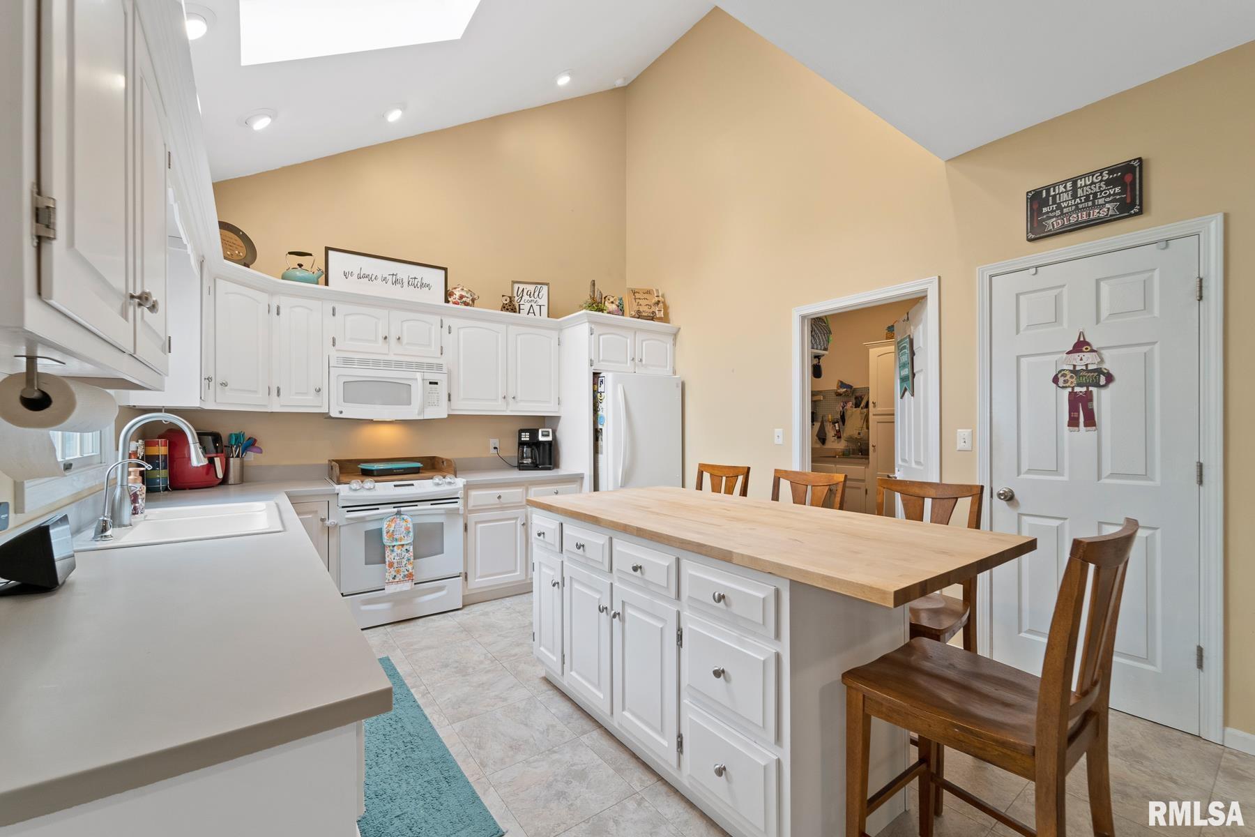 413 Clipper Road Springfield, IL 62711 - Photo 32 of 50