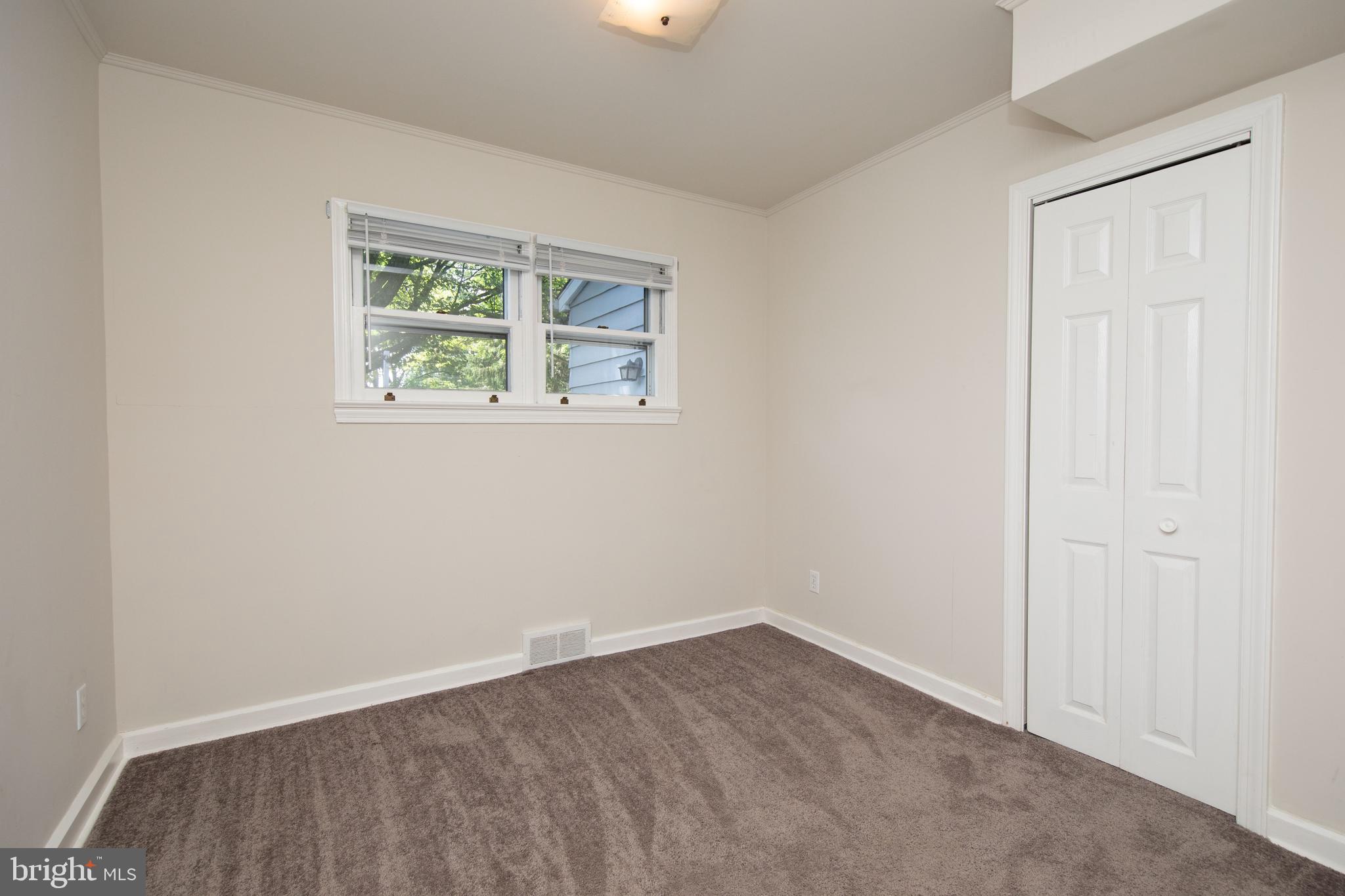 307 Crestview Road Lansdale, PA 19446 - Photo 15 of 40 Gallery Image 15
