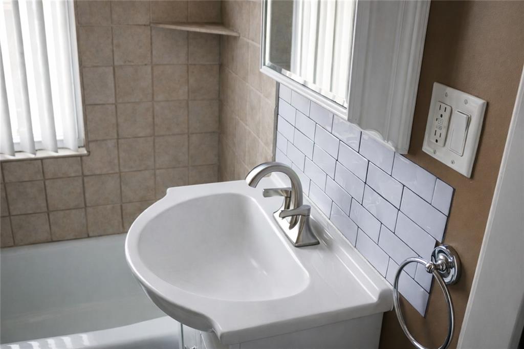 624 Kier Road Salina, PA 15680 - Photo 15 of 19 a bathroom with a sink